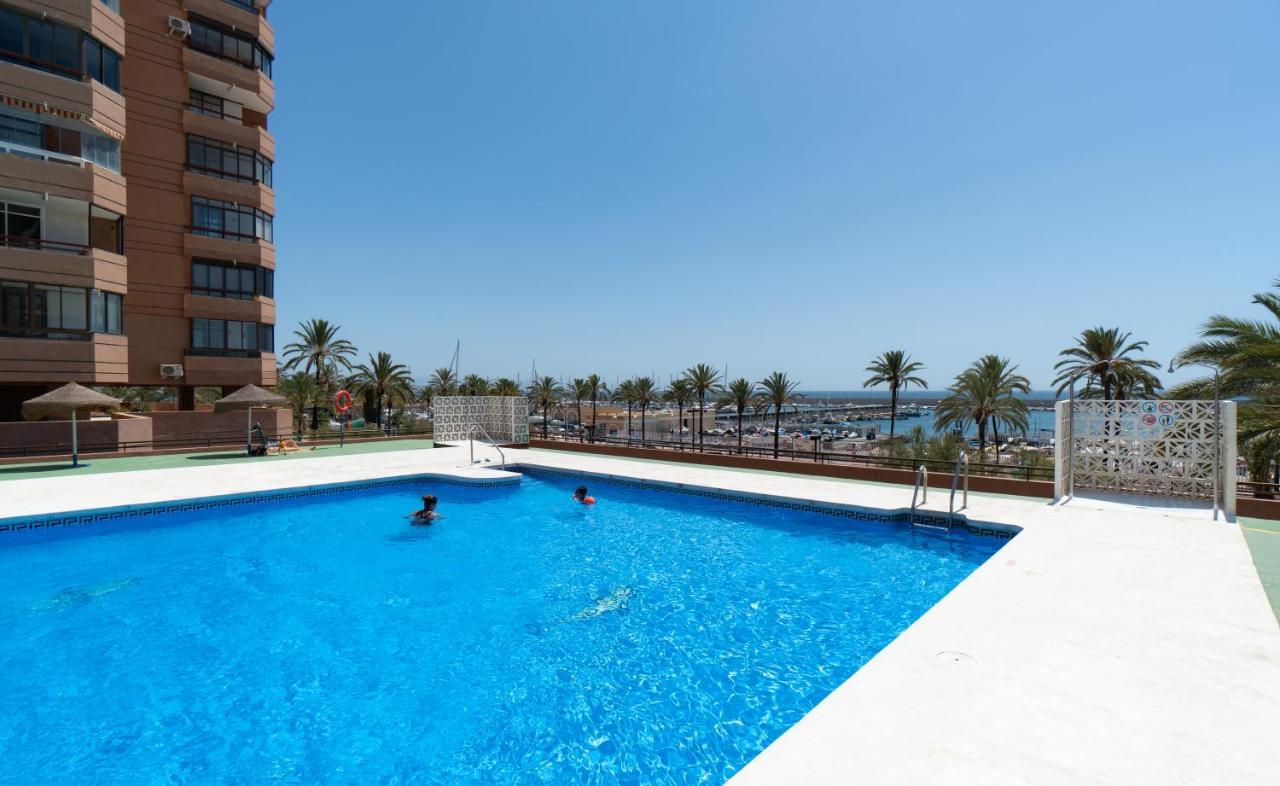 Sur Suites Palmeras 8 Фуэнхирола Экстерьер фото