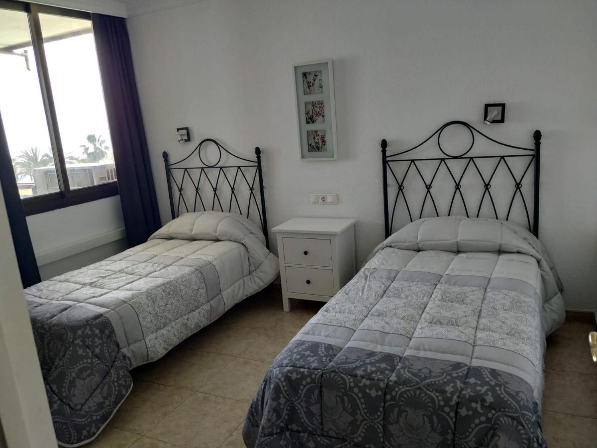 Sur Suites Palmeras 8 Фуэнхирола Экстерьер фото